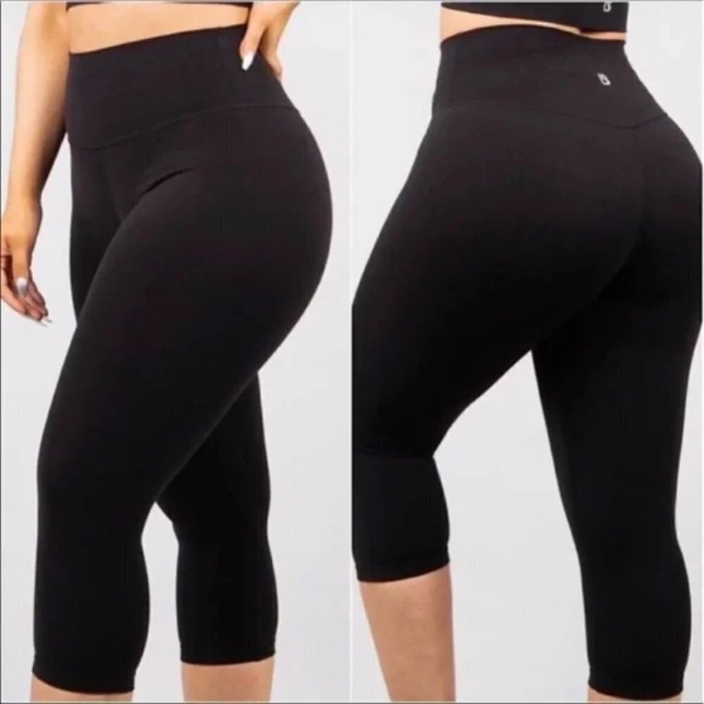 Buffbunny Black‎ Crop Leggings